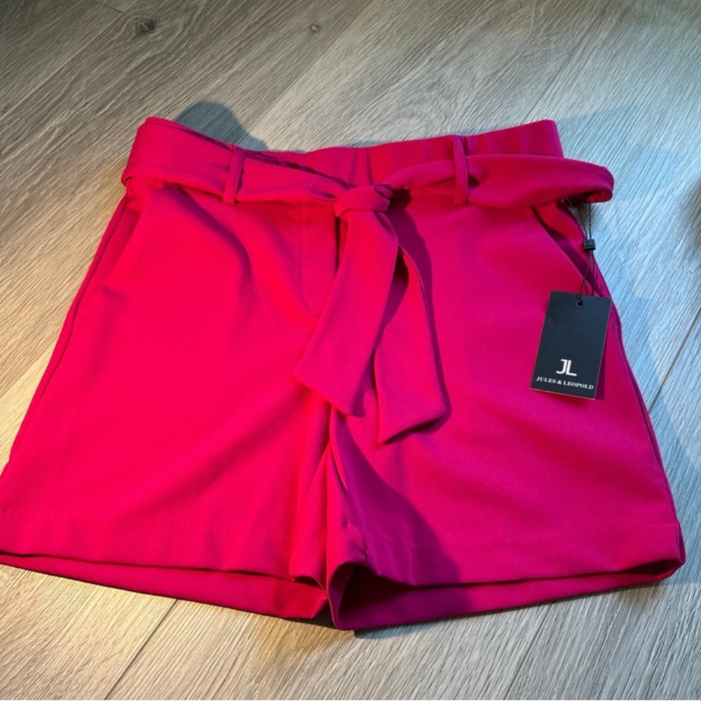 NEW Hot Pink Medium Pull On Preppy Shorts
